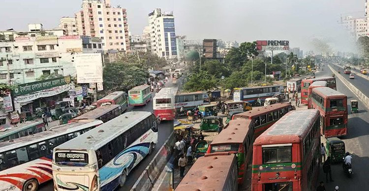 লকডাউনের প্রভাব পড়েনি ঢাকা-চট্টগ্রাম মহাসড়কে